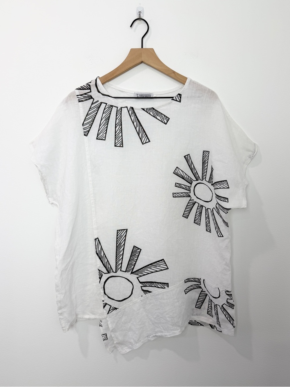 Transparente 100% Linen Top Size 1 White Black Sun Print Short Sleeve